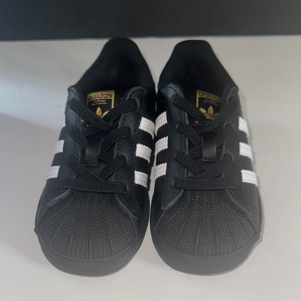 Adidas |Kids| Superstar edition
